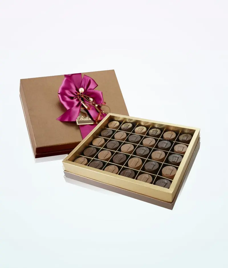 ルツェルン・チョコレート・ボックス・プラリネ|バクマン 3 ルツェルン給水塔ボックス プラリネ・ミディアム