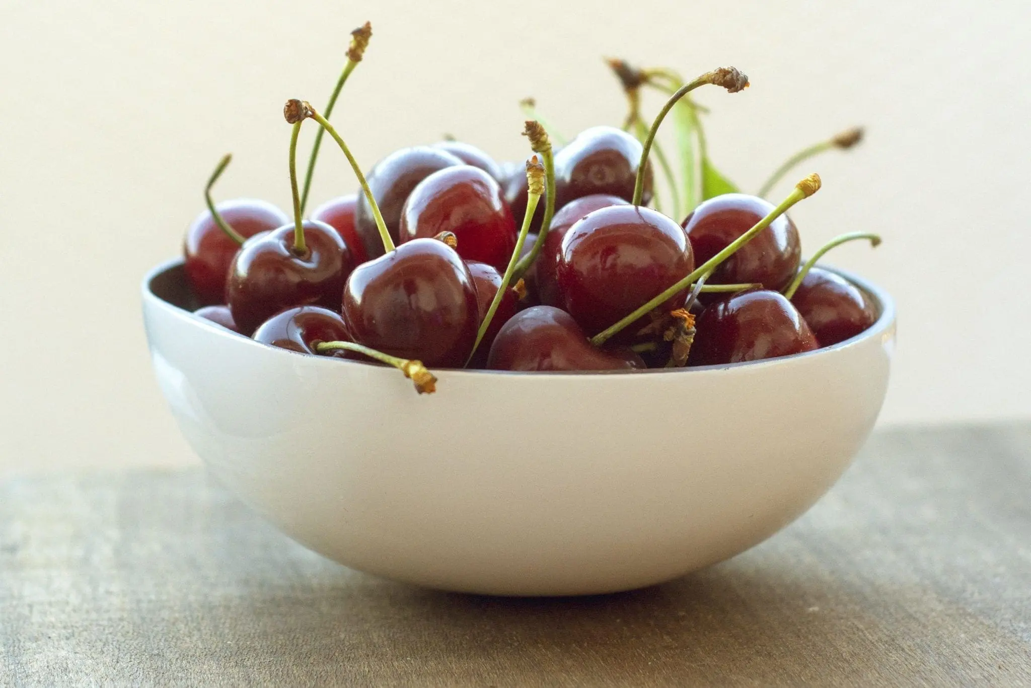 ホワイト・ココナッツ・ボウル 1 Mono coconut bowls 09 scaled