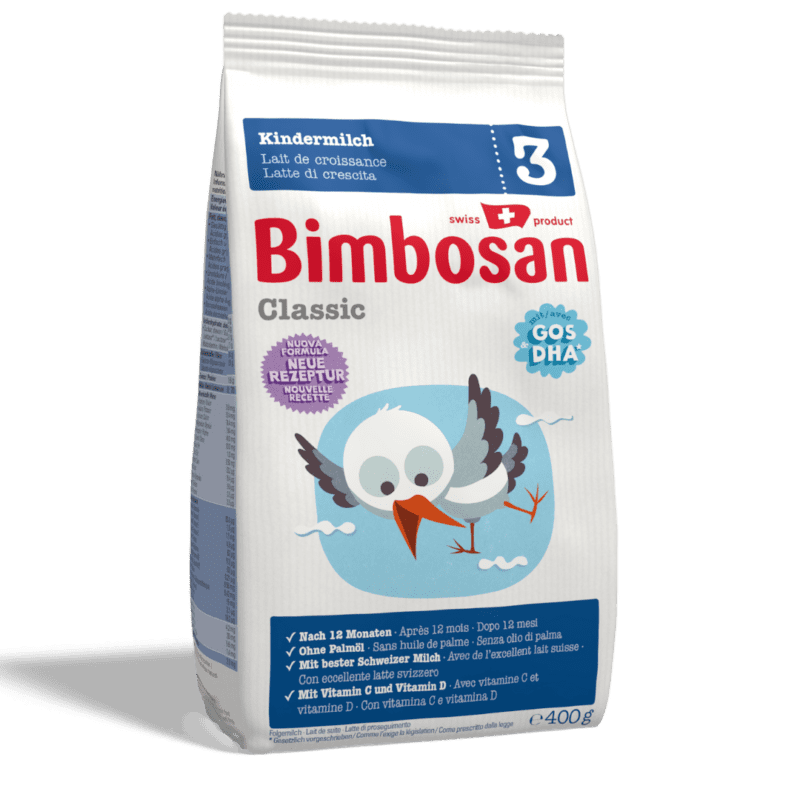 Beutel Bimbosan Classic Kleinkindermilch mit Cartoon-Vogel, weiss-blaue Verpackung, Schweizer Produktetikette, Nährwertangaben in verschiedenen Sprachen.